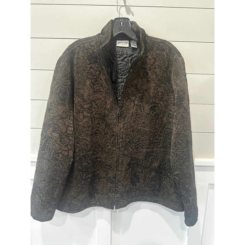 Chicos Travelers Womens Size 3 Gold Black Paisley Brocade Quilted Zip Jacket